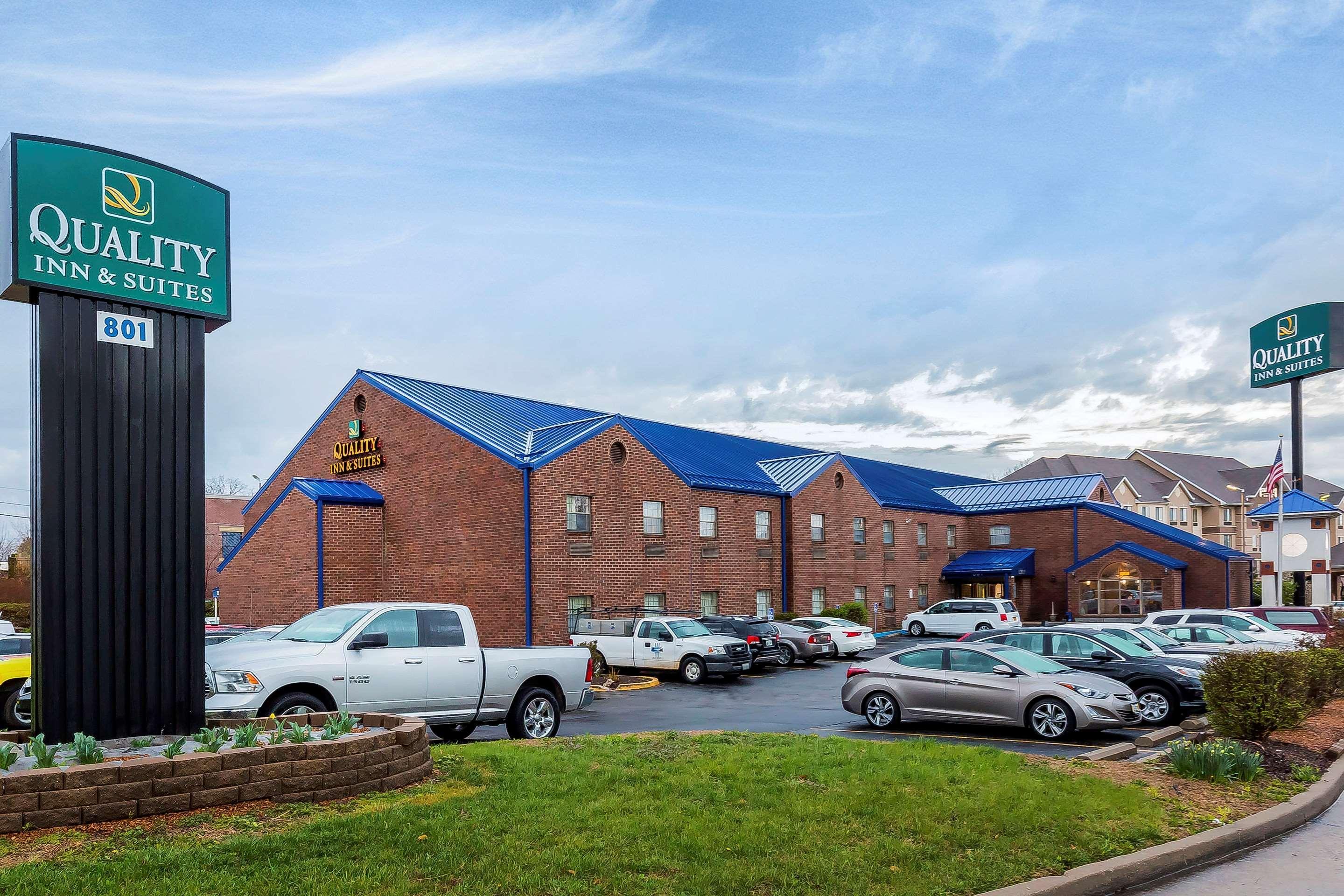 Quality Inn & Suites Columbia I-70 Exteriér fotografie