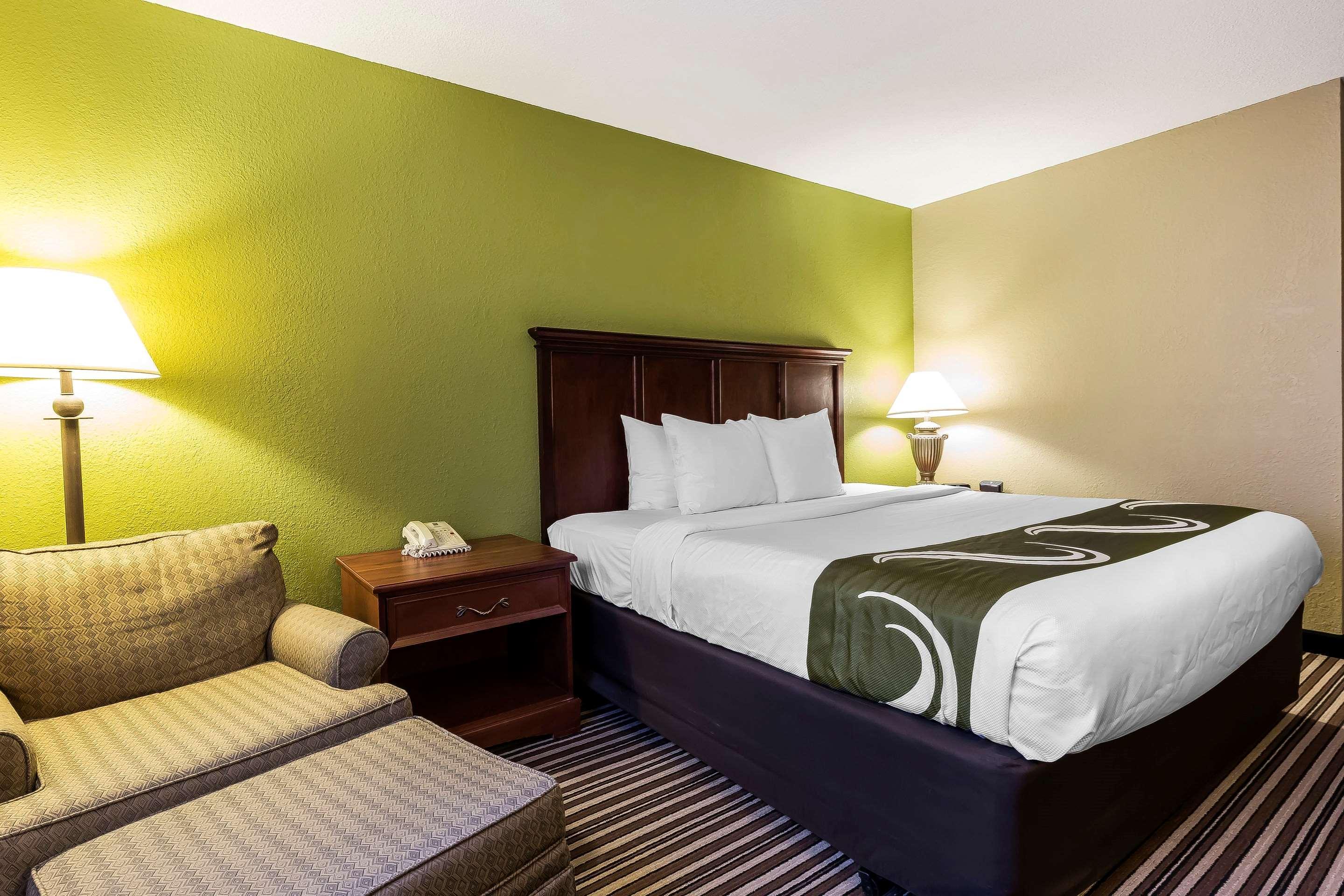Quality Inn & Suites Columbia I-70 Exteriér fotografie