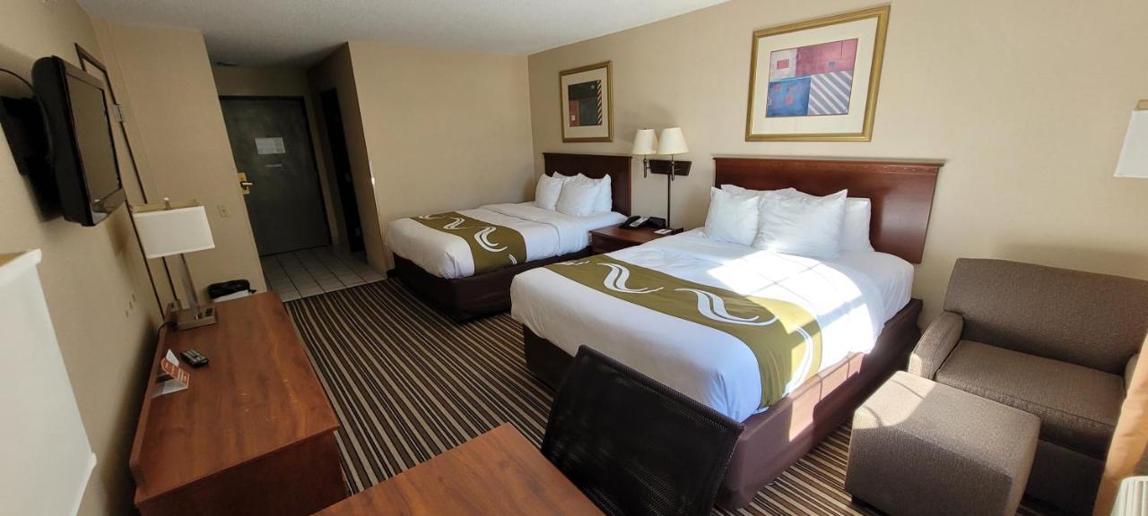 Quality Inn & Suites Columbia I-70 Exteriér fotografie