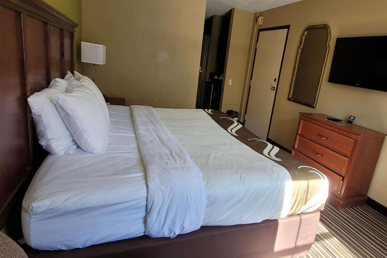 Quality Inn & Suites Columbia I-70 Exteriér fotografie