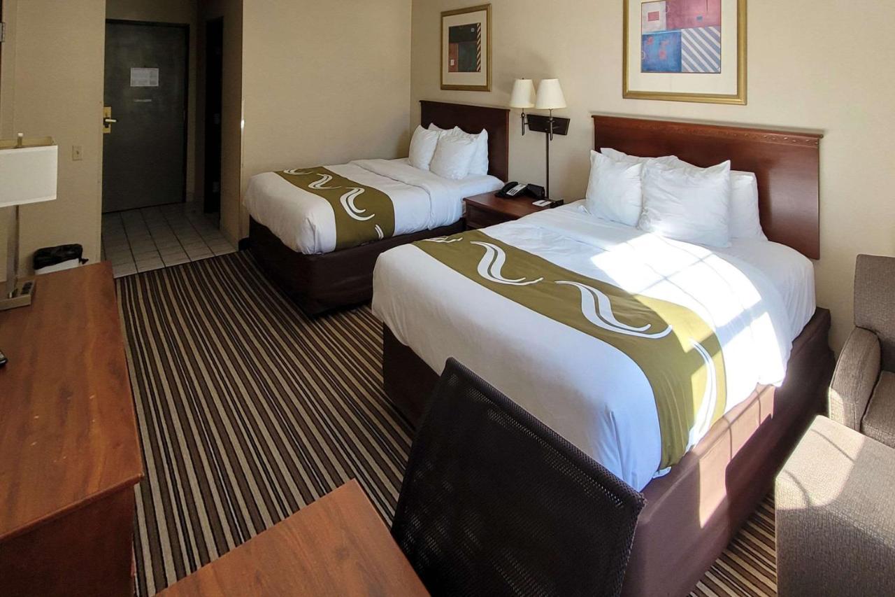 Quality Inn & Suites Columbia I-70 Exteriér fotografie